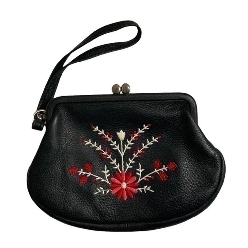 Fossil black kisslock embroidered leather wristlet bag RARE